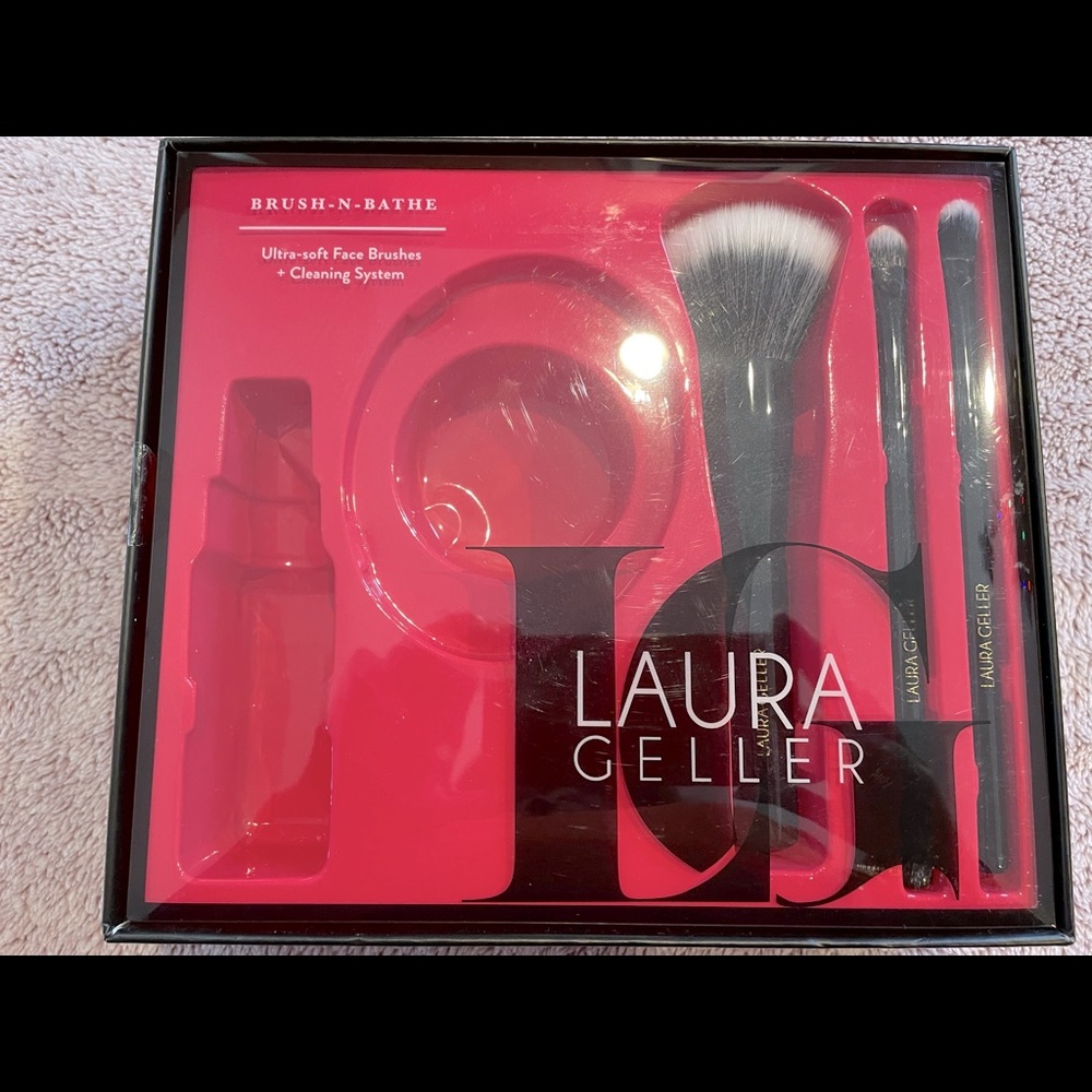 🐞🐞3 New, Unused Laura Geller Makeup Brushes!🐞 - Picture 1 of 10
